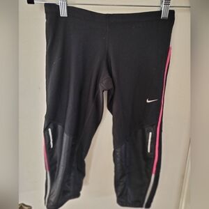 Nike Dri-Fit Girls Size XS Black Pink Cropped Leggings